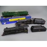 MODEL RAILWAY - HORNBY DUBLO 3225 Class 8F 2-8-0 No 6107 with original bodyshell No 48158 6107