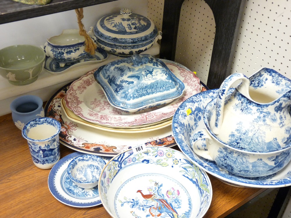 LARGE SELECTION OF MIXED POTTERY & PORCELAIN including a blue and white toilet set, Portmeirion