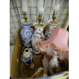 PAIR OF FAMILLE VERT STYLE VASES CONVERTED INTO TABLE LAMPS and other Oriental style table lamps E/