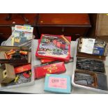 BOXED & LOOSE TRACK & TRACK SIDE EQUIPMENT including Hornby OO Gauge operating turn table,