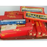 TRAY OF MAINLY BOXED TRI-ANG RAILWAYS OO GAUGE BOXED ROLLING STOCK, carriages and goods vehicles