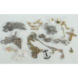 BAG OF ASSORTED JEWELLERY to include marquisette and other brooches, pendants, chains ETC