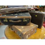 FOUR ITEMS OF VINTAGE LUGGAGE