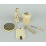 ASSORTED EARLY TWENTIETH CENTURY IVORY / PART IVORY ANTIQUES including monogrammed screw-lid