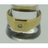 18CT YELLOW GOLD DIAMOND CHIP GYPSY STYLE RING, 6.4gms.