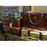 ASSORTED VINTAGE & RETRO LUGGAGE