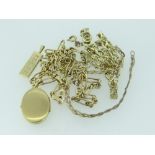 ASSORTED 9CT YELLOW GOLD JEWELLERY to include tiny hallmarked ingot, necklace with pendant locket,