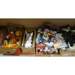 ASSORTMENT OF CHILDREN'S TOYS & GAMES to include Batman figures, Star trek figures, Magic Roundabout