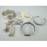 ASSORTED JEWELLERY mainly silver including Birmingham hallmarked bangle, pearls, silver ingot