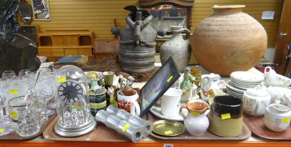 ASSORTED CERAMICS & GLASS to include Japanese export tea set, drinking glasses and ornaments