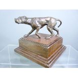 20TH CENTURY BRONZE MODEL OF A HOUND, mounted upon a square stepped oak base, 14cms H, 16.5cms W