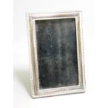 SILVER EASEL PICTURE FRAME, bead edged, Sheffield 1915, to take picture 13 x 8cms (5 x 3in)