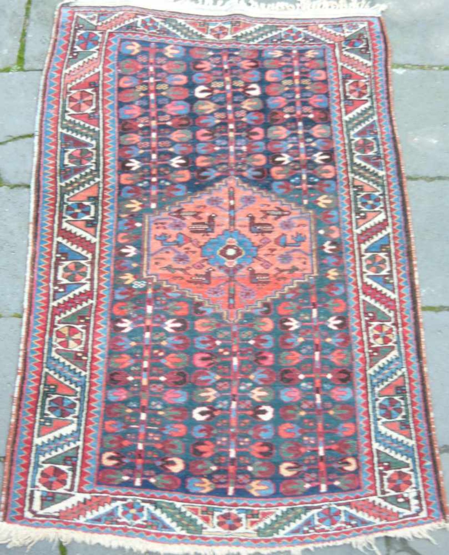 Kleiner Orientteppich. Vintage. Maß ca. 103x155 cm.Small orientall rug. Vintage. Meas. app.