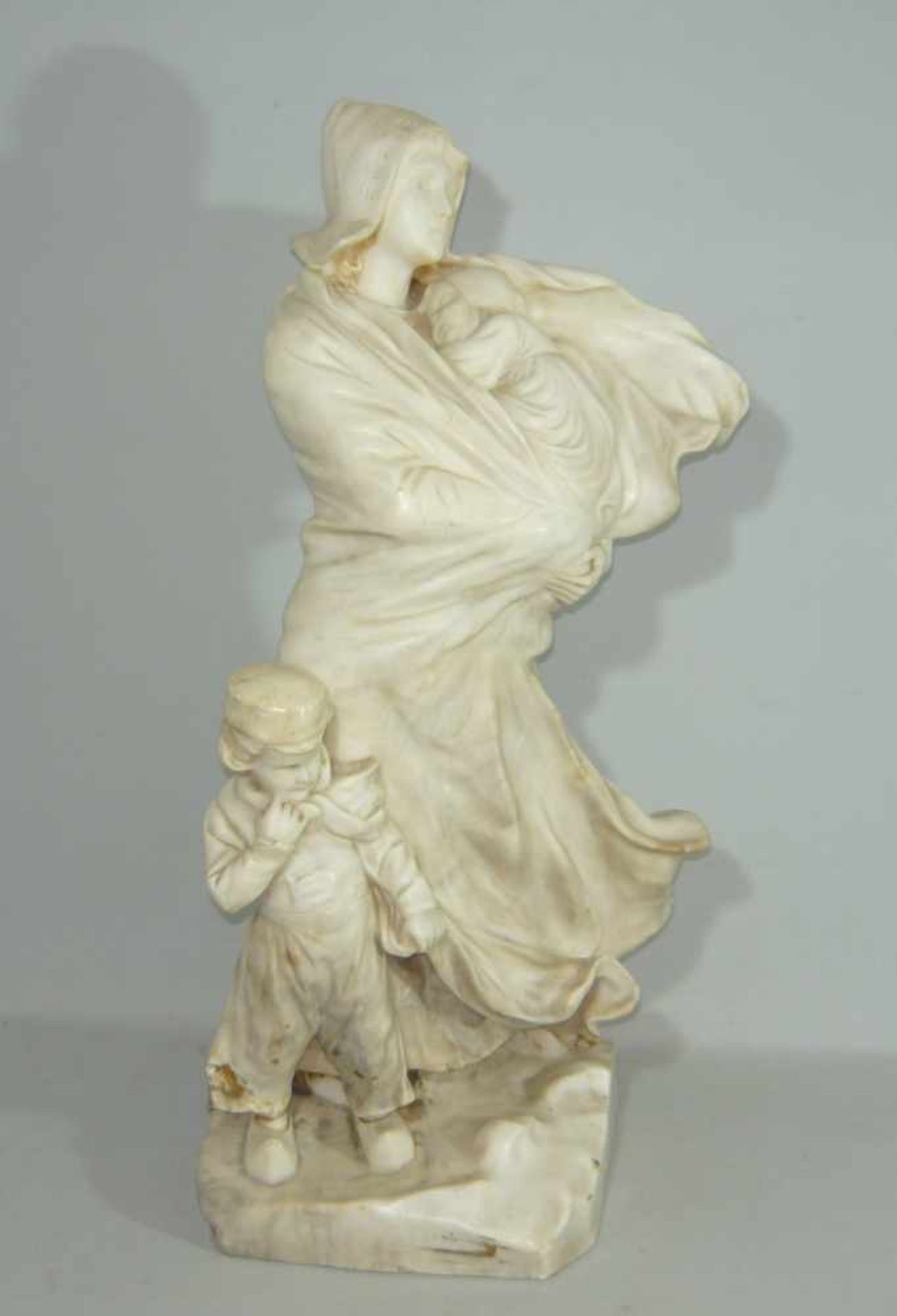 Fritz Kochendörfer (*1871, Sonneberg - 1942, Osterode). Monumentale Marmorfigur. Darstellung von