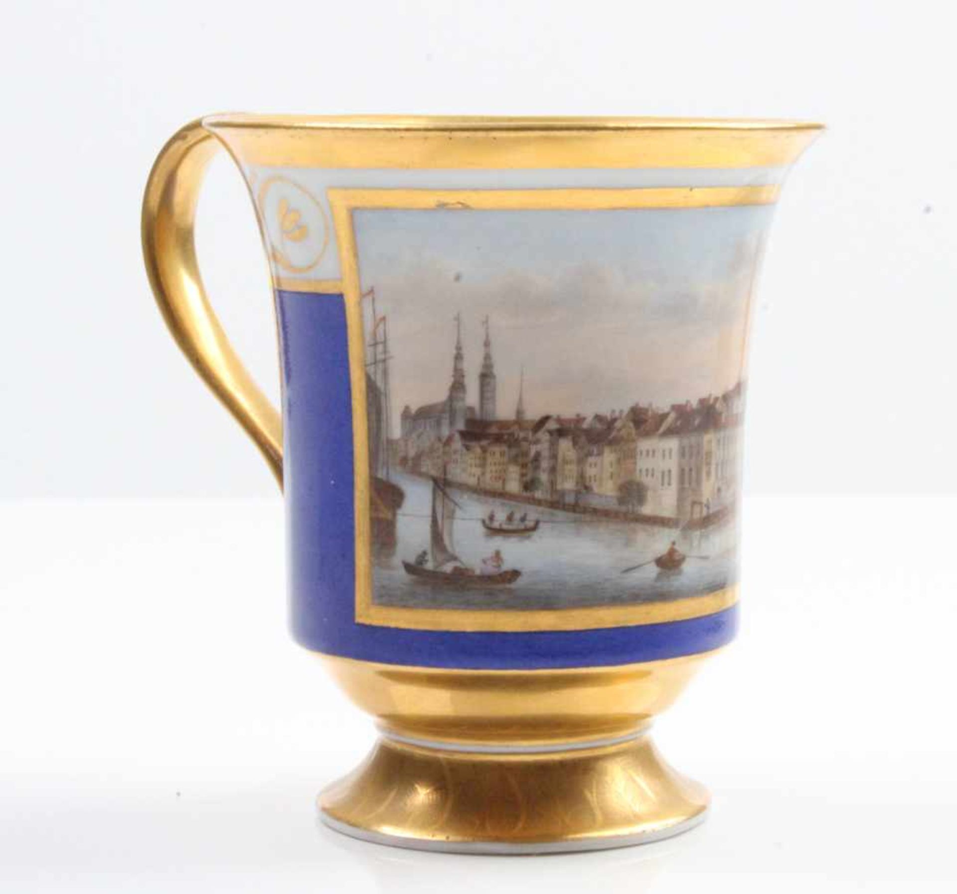 Ansichtentasse mit Untertasse. "Hamburg".Berlin KPM, um 1815/20. Porzellan, Preußischblauer Fond mit - Bild 4 aus 5