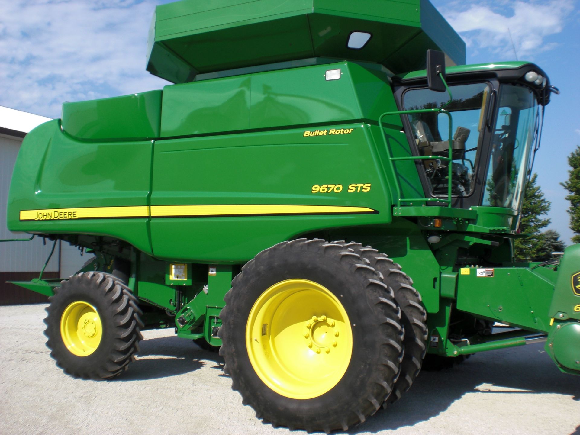 2008 JD 9670 STS Mauer extension, premium cab, 18.4 R 42” duals, 1405 engine hours 881 separator - Image 2 of 5