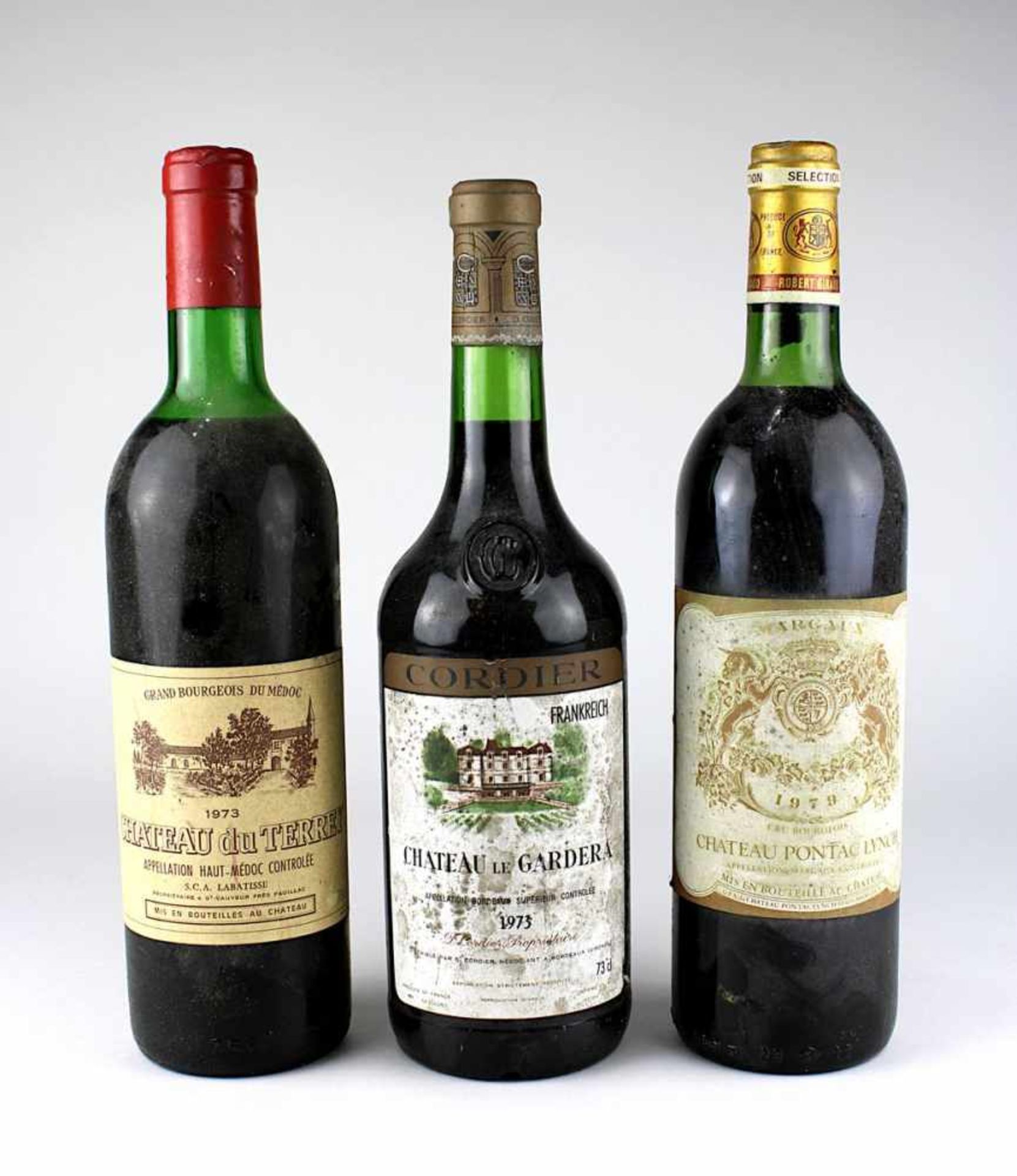 3 Flaschen Bordeaux 1970er Jahre, 1 x 1973 Château du Terrey, Grand Bourgeois Du Médoc; 1 x 1973