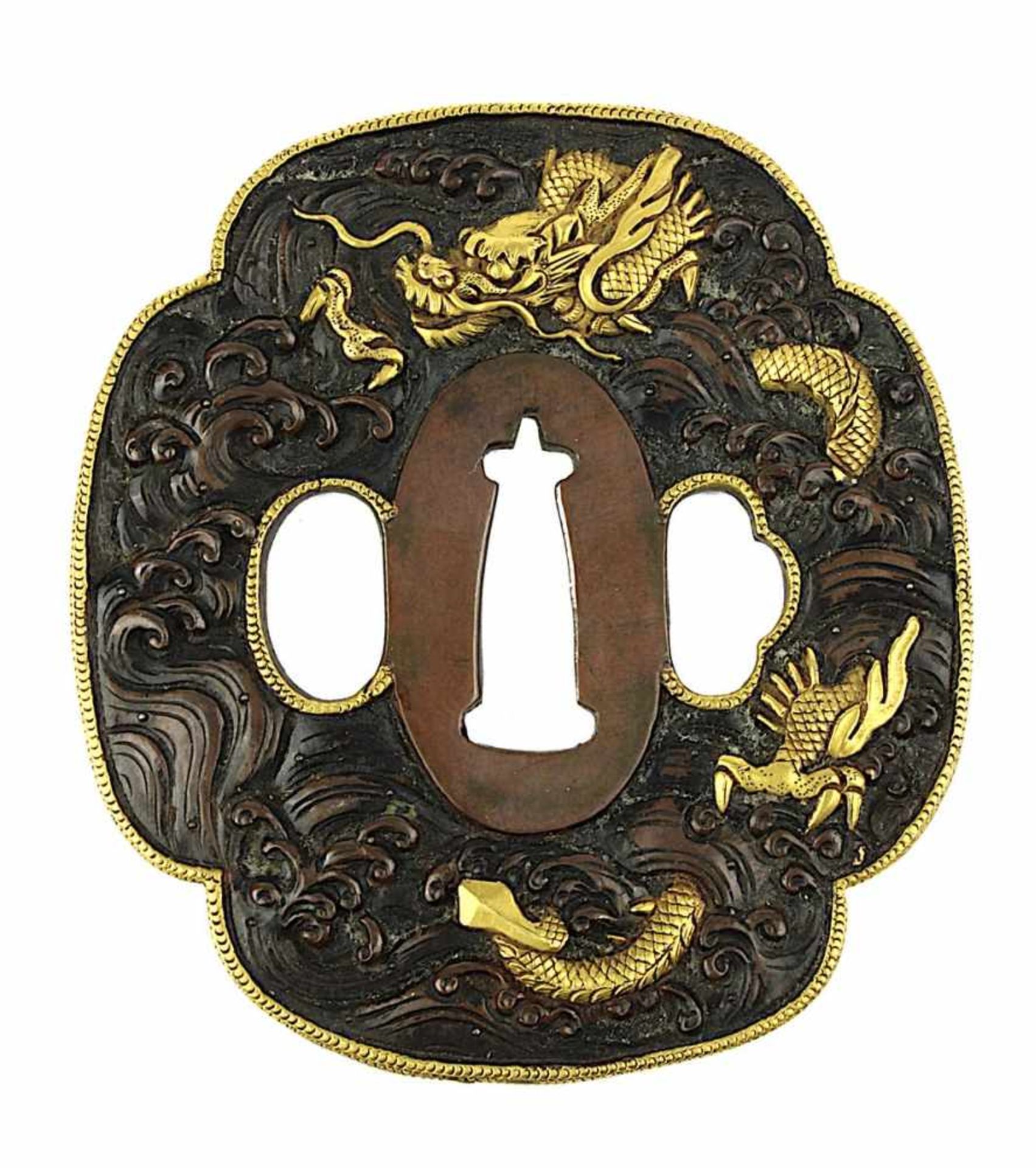 Tsuba mit Drachenmotiv, Bronze, Japan Meiji-Periode, Ende 19. Jh., vierpassige Form, qualitätvolle