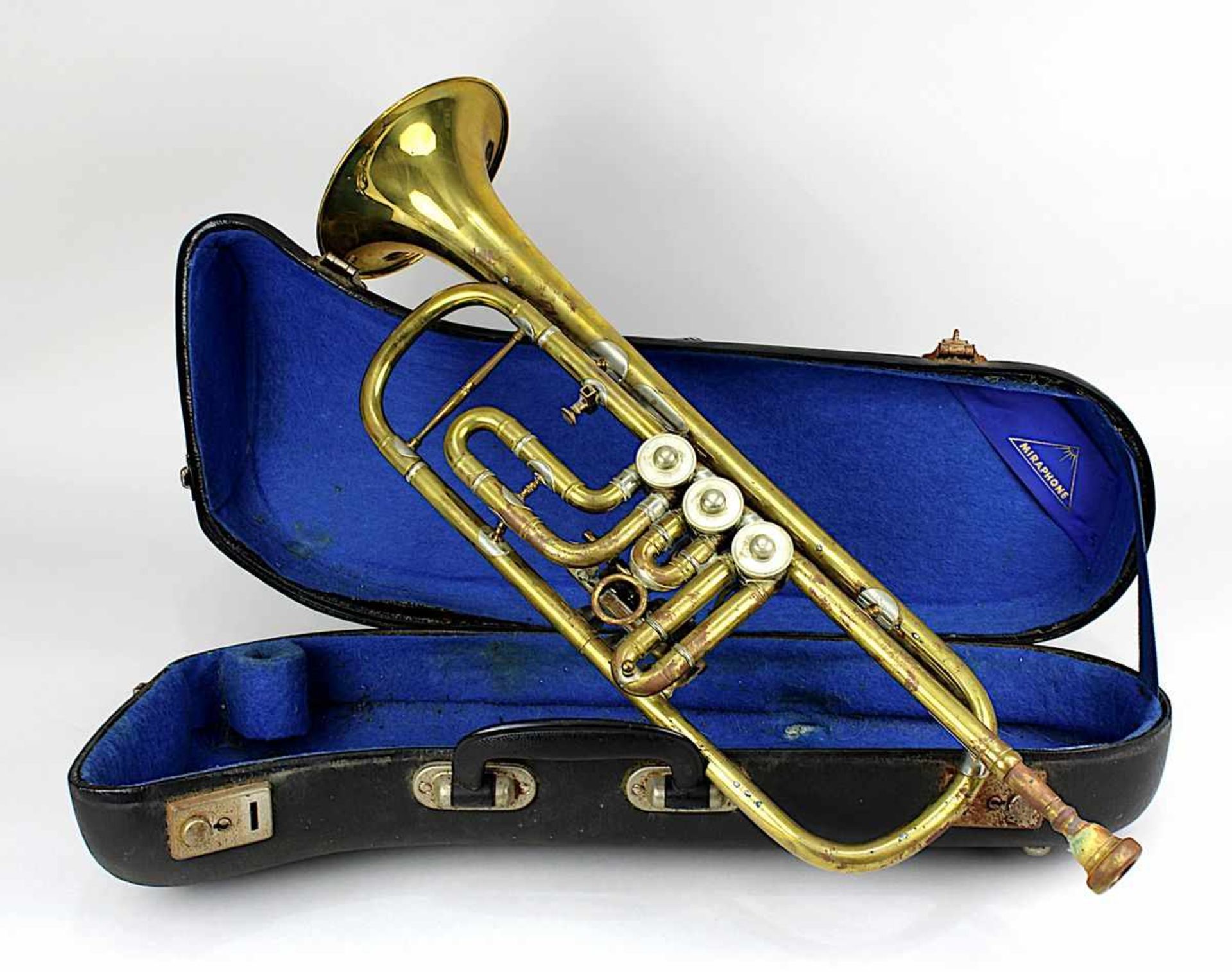 Trompete, Miraphone, deutsch, Mitte 20.Jh., Kupfer vermessingt, mit drei Ventilen, auf Schallstück
