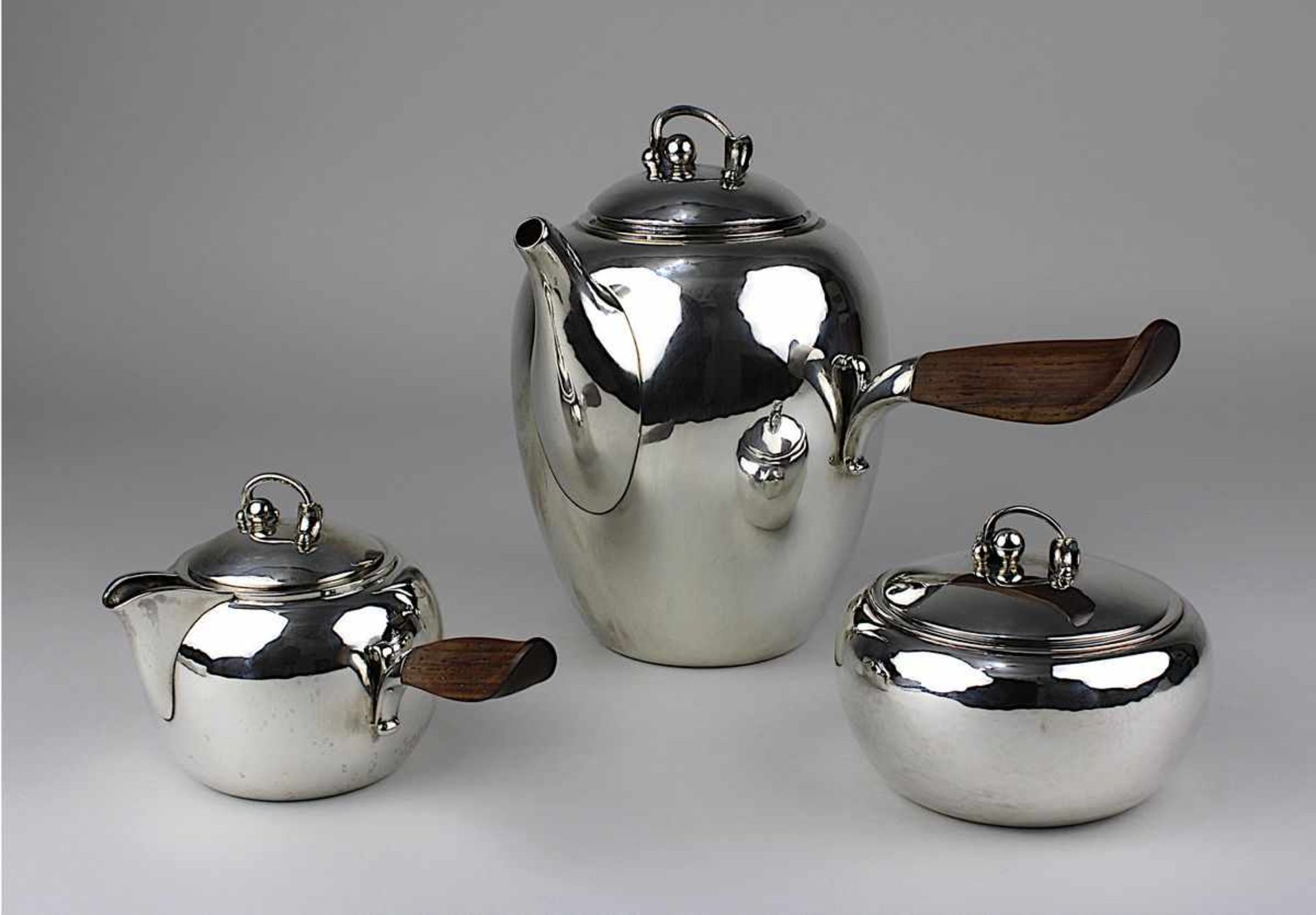 Georg Jensen Mokkaservice 875, 3-teilig, Entwurf Harald Nielsen wohl 1930er Jahre, Sterlingsilber