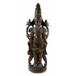 Vishnu, Holzfigur, Südindien um 1900, aus dunklem Teakholz, vierarmige Darstellung des Gottes,