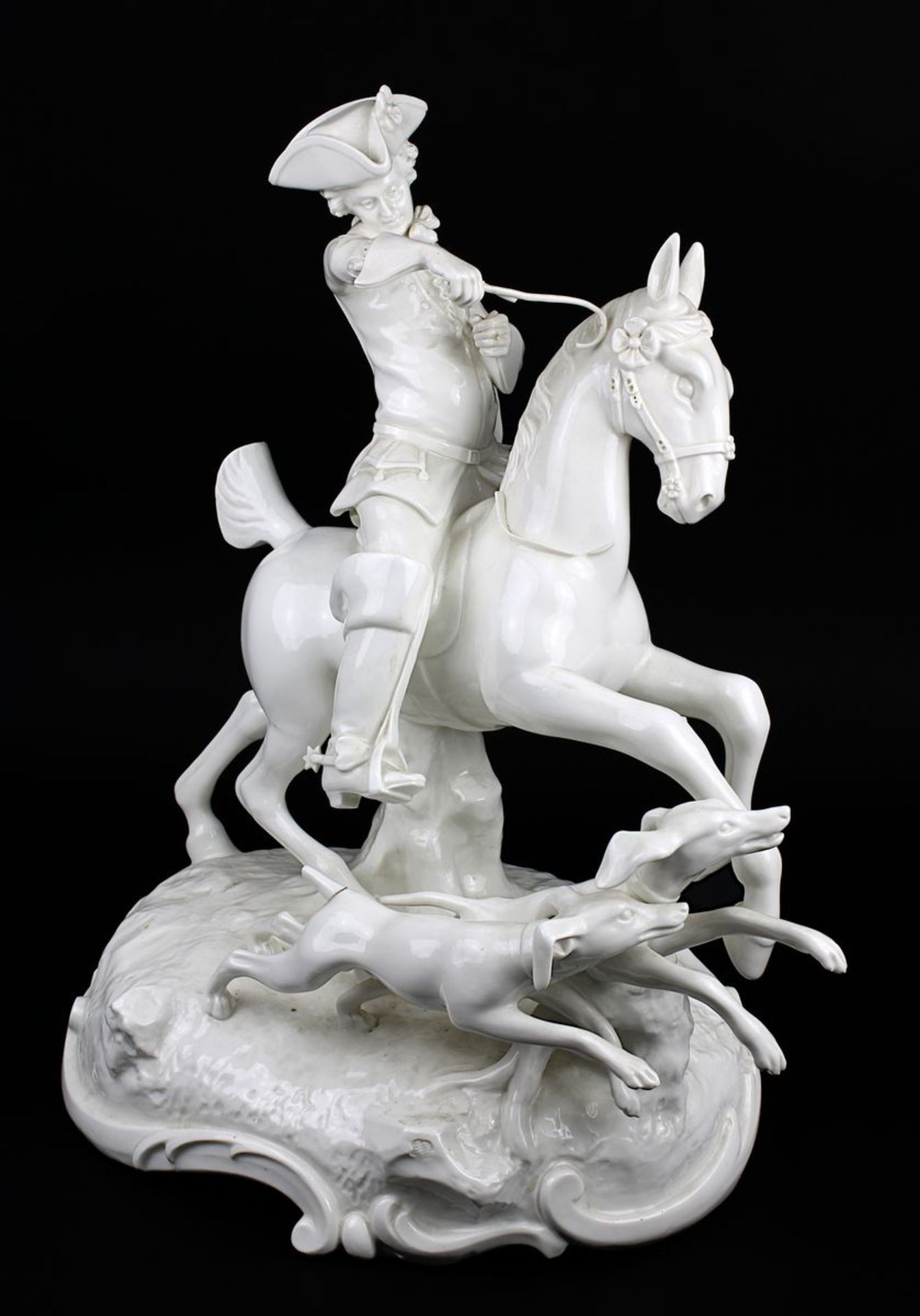 Große Nymphenburg-Porzellanfigur, der Alte Fritz zu Pferd mit seinen beiden Hunden, Königlich-
