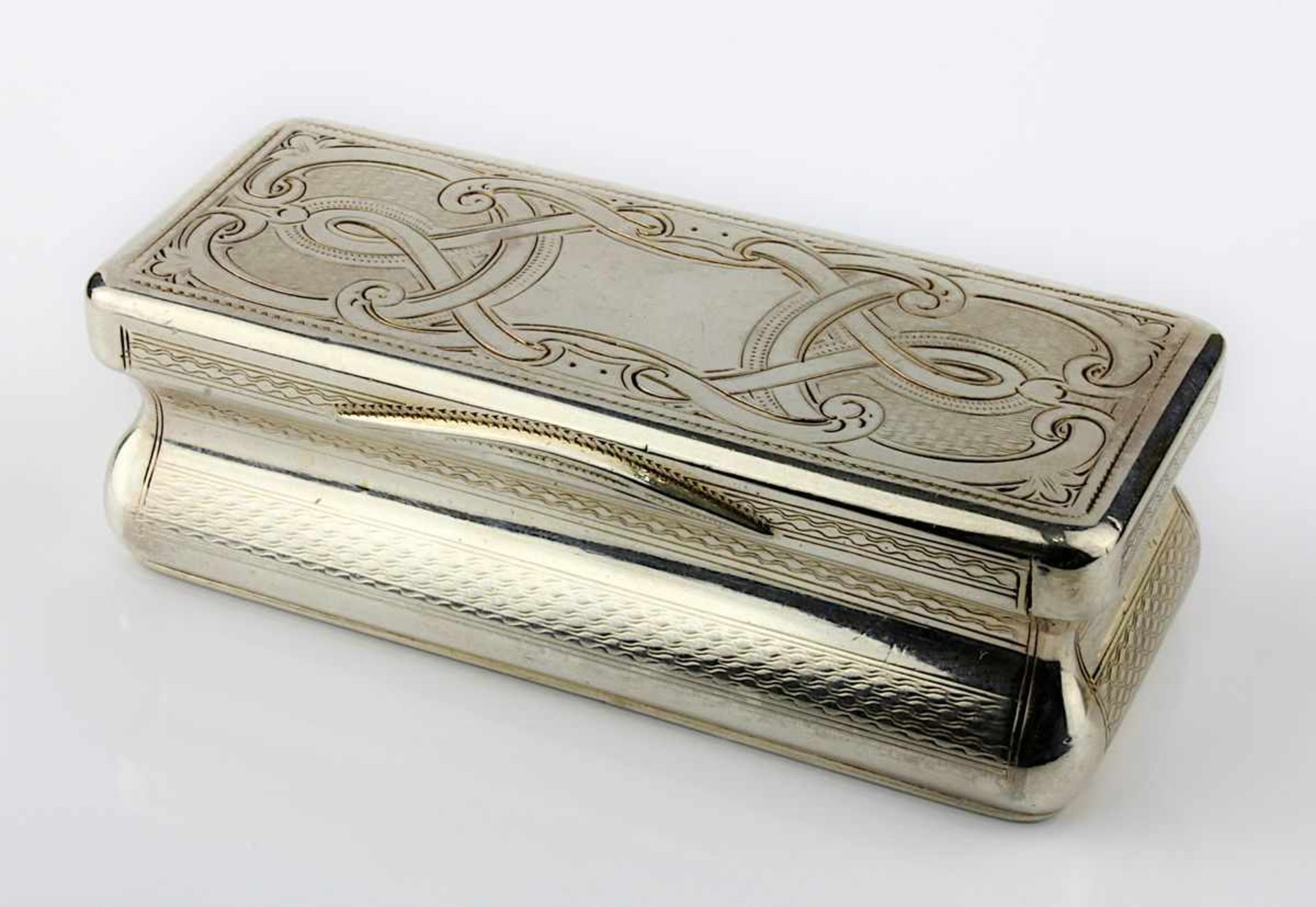 Silberne Biedermeier-Schnupfdose, Wien 1861, längliche rechteckige Form, profilierte Seiten,