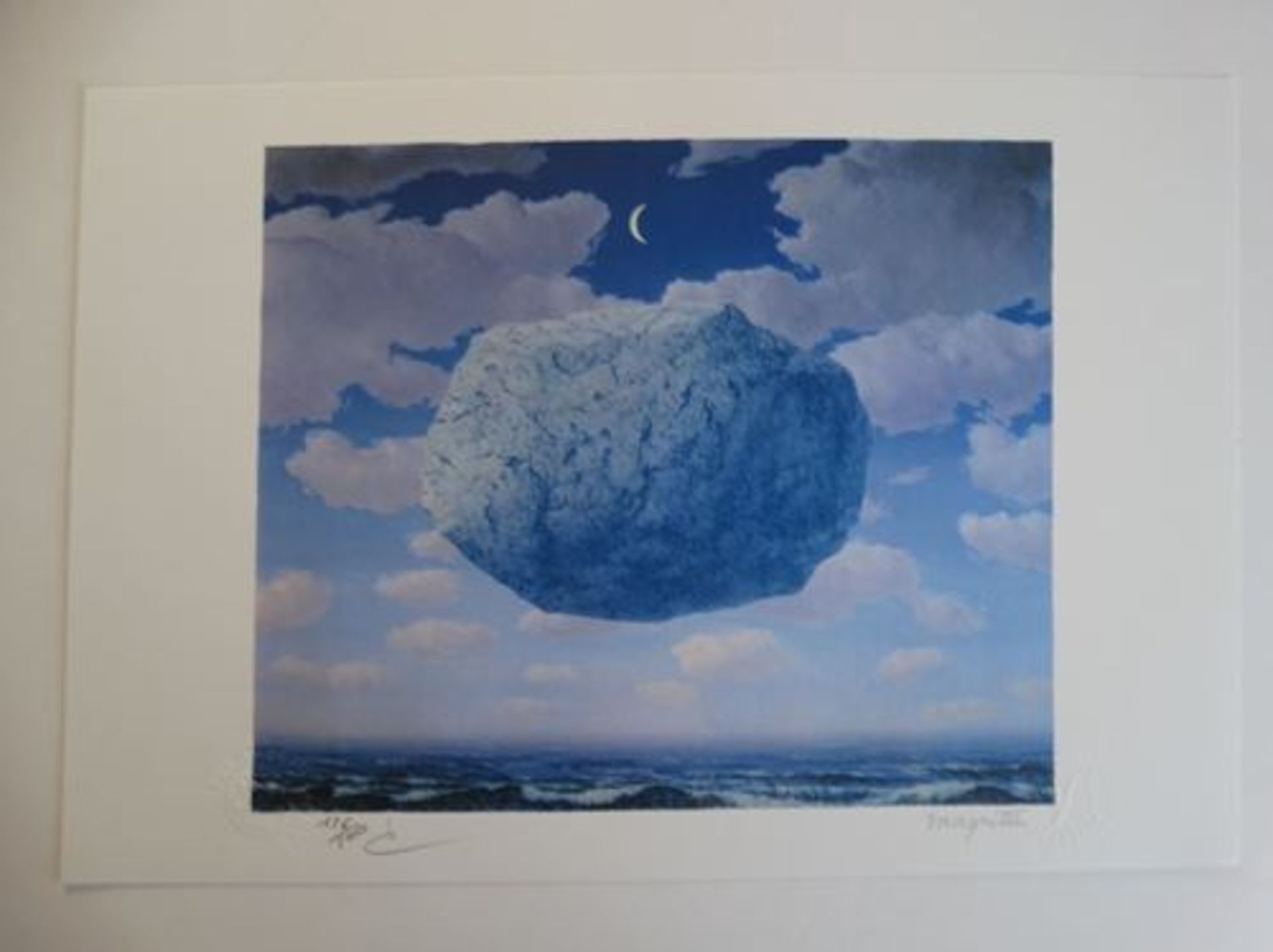 Rene Magritte (1898-1967) (After) COA on back from MAGRITTE FOUNDATION Lithograph on [...] - Bild 5 aus 7