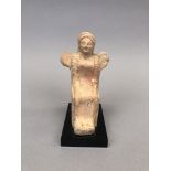 GRECE, IIe avant J.C. Déesse Demeter en position assise. H : 13 cm. - -