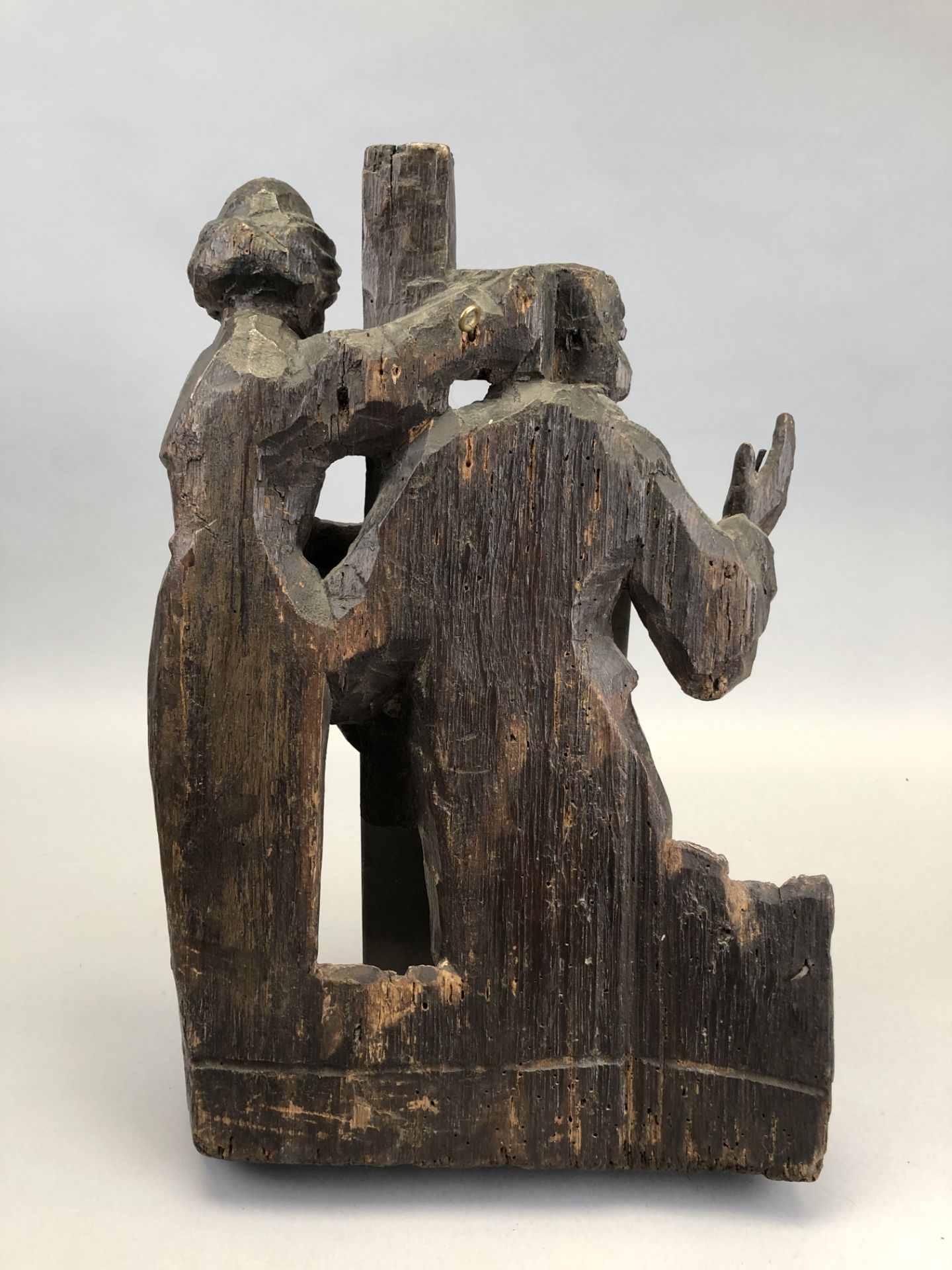 Christ et roi mage. Bois sculpté. H : 43 cm. Manque. - - - Bild 2 aus 2