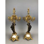 Paire de candélabres à cinq lumières à sujet d'un couple d'athéniens en bronze [...]