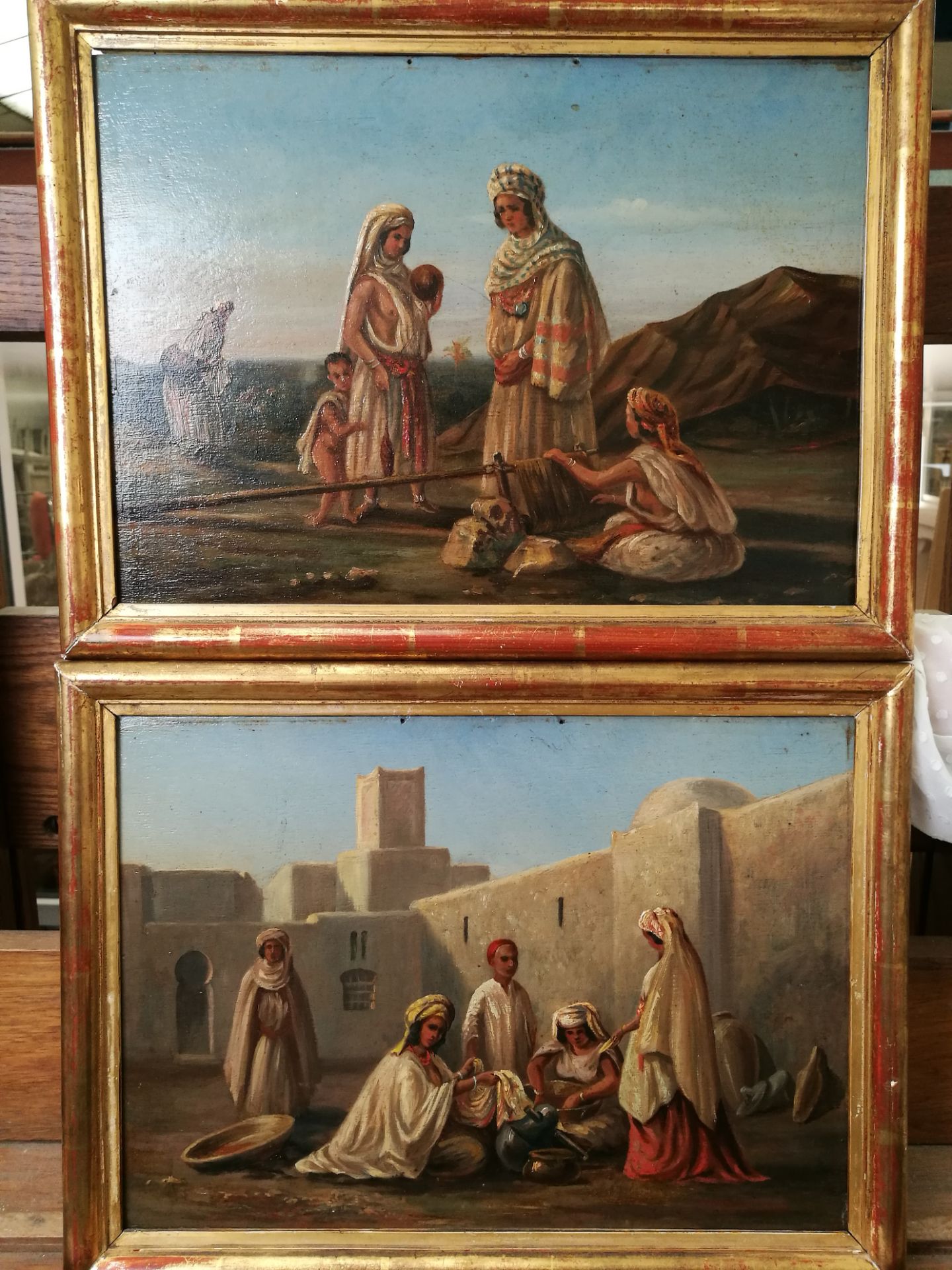 Dans le goût de Georges CLAIRIN. Deux scènes orientalistes. Deux huiles sur [...]