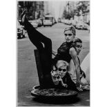 Burt Glinn (1925 - 2008) "'Andy Warhol", Edie Sedgwick & Chuck Wein", réalisée en [...]