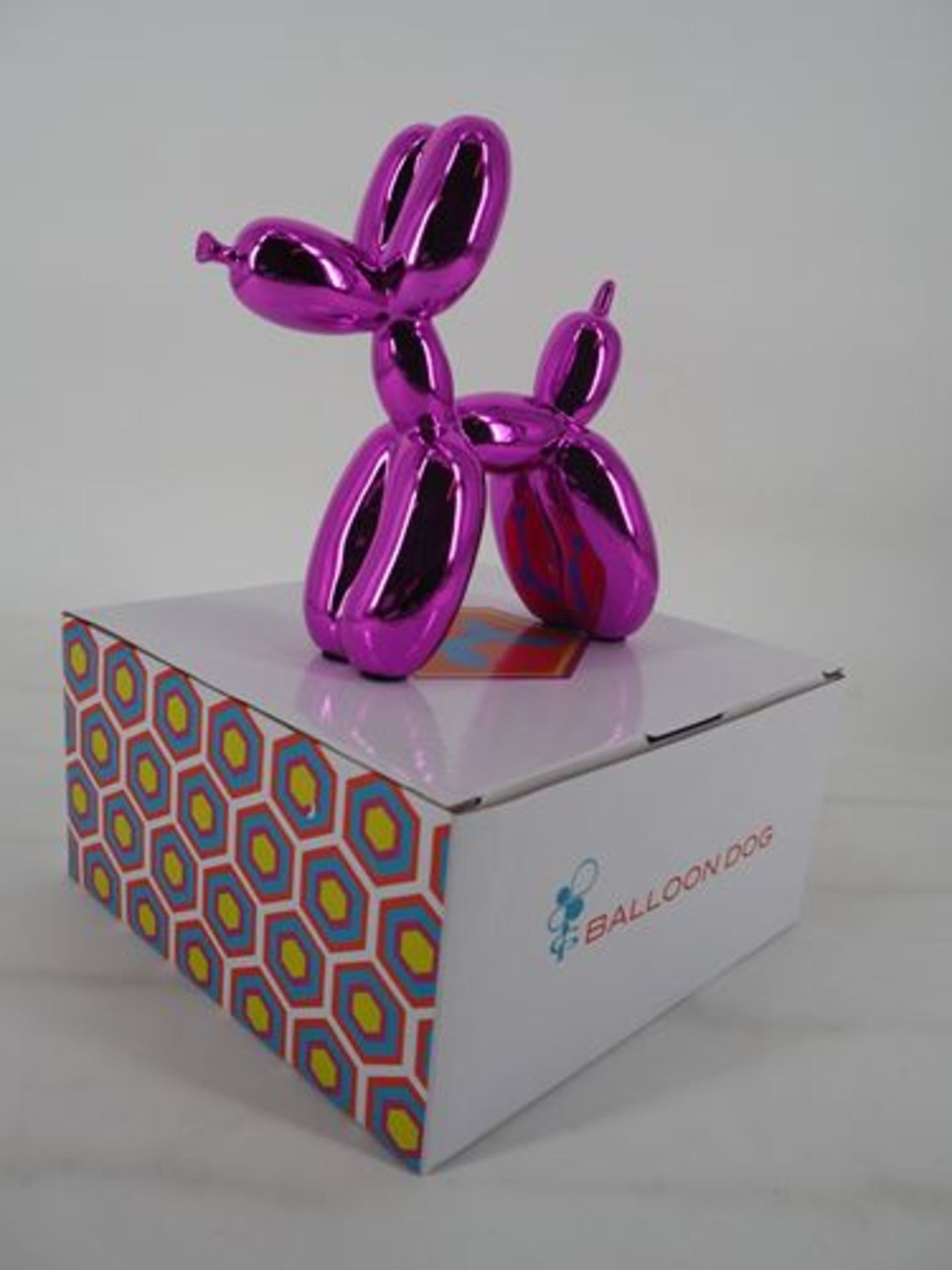 Jeff KOONS (after) Pink Balloon Dog Lacquered sculpture on resin Unsigned and [...] - Bild 3 aus 10