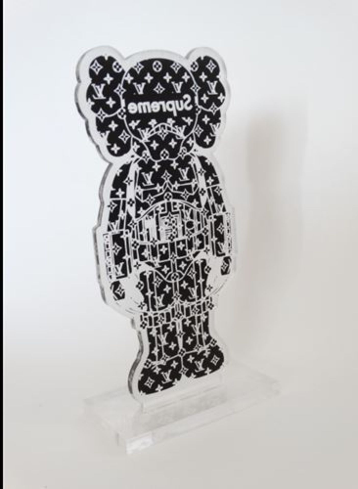 Kaws x Supreme Sculpture Stormtrooper Louis Vuitton Louis Vuitton sculpture Plastic [...] - Bild 5 aus 10