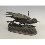 Jules MOIGNIEZ (1835-1894). Vanneau huppé. Epreuve en bronze. 19 x 30 x 12 cm. -