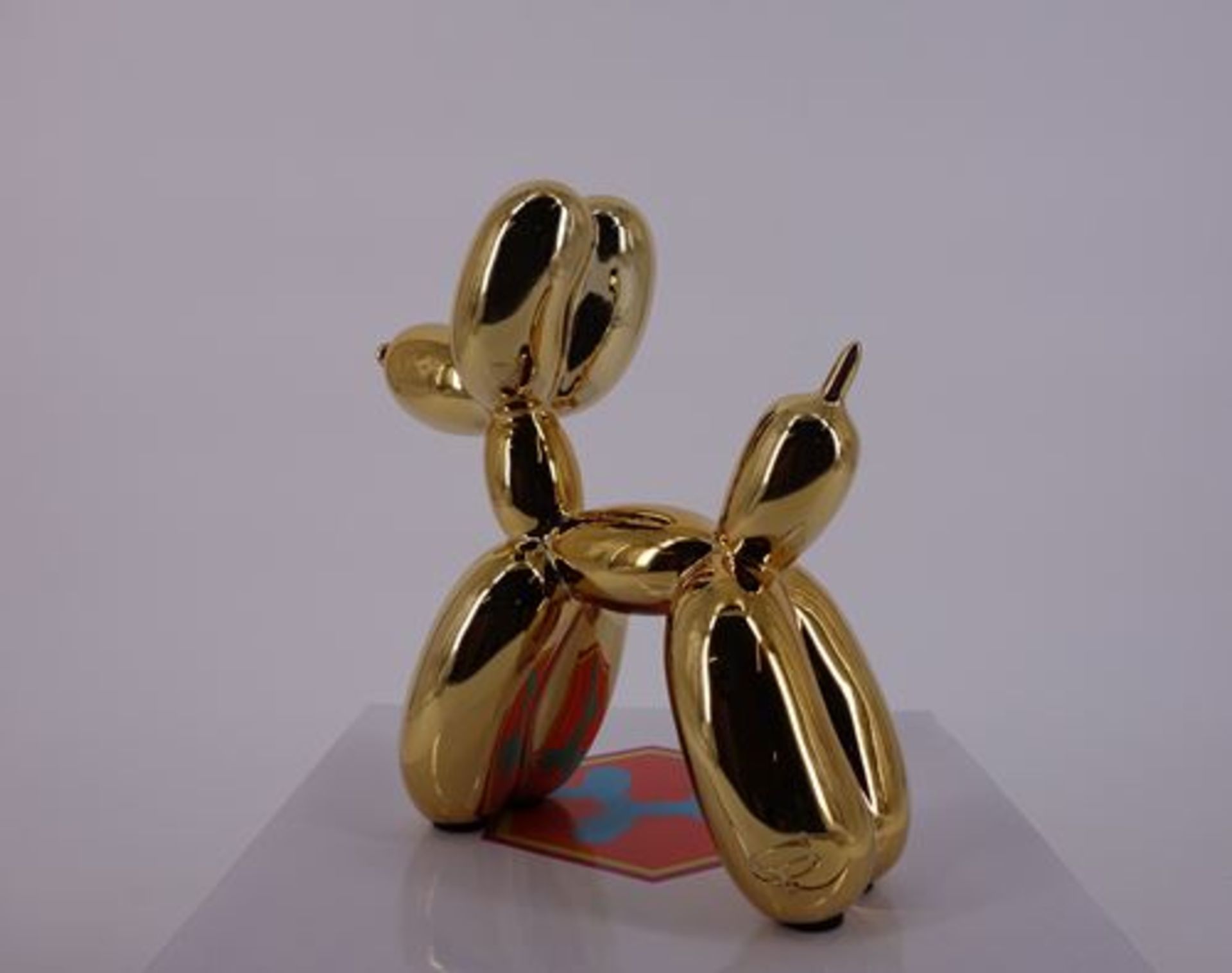 Jeff KOONS (after) Gold Balloon Dog Sculpture in lacquer on resin not signed and not [...] - Bild 5 aus 7