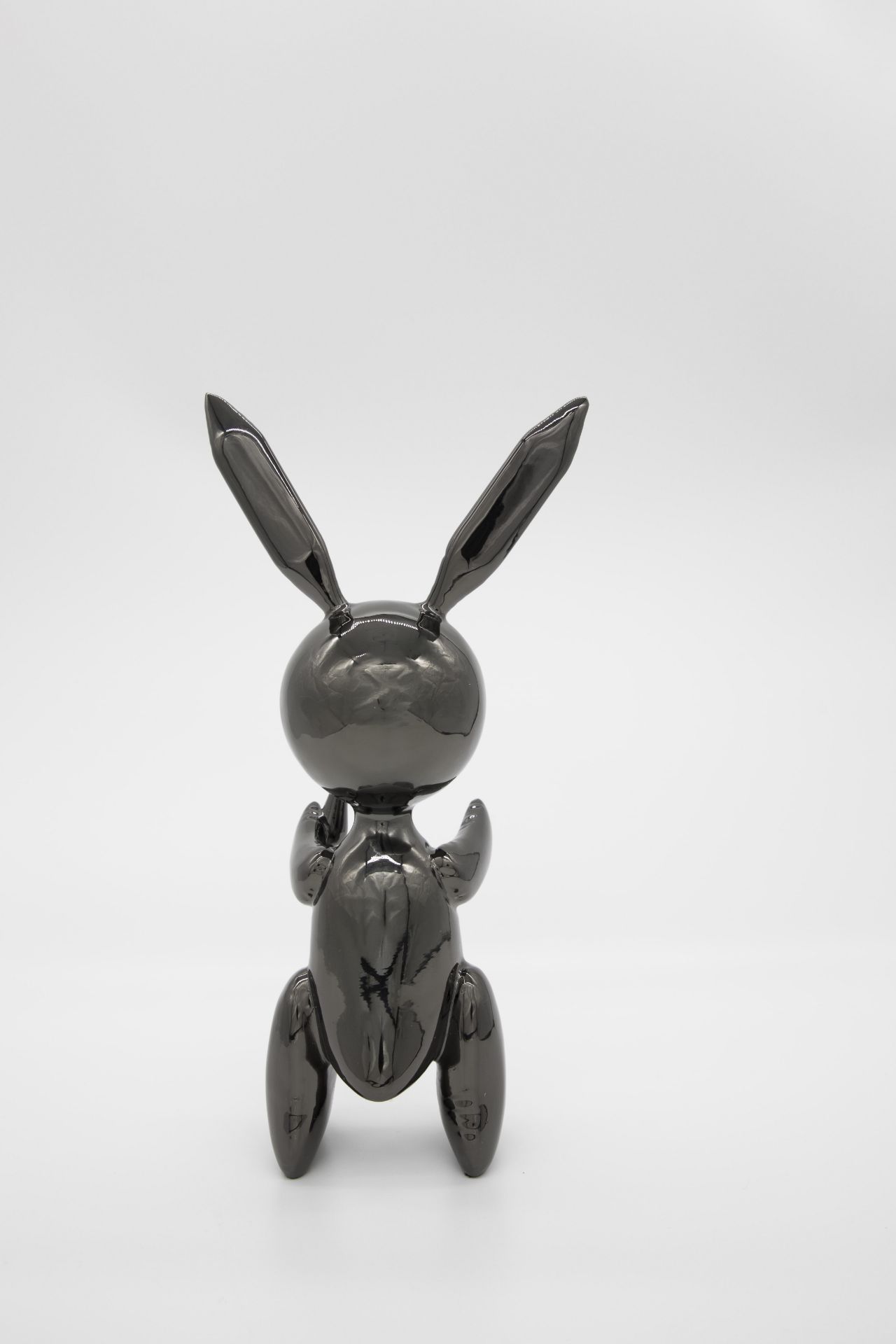 Jeff Koons - Black Rabbit - Zinc alloy Editions Studio Limited edition of 500, [...] - Bild 5 aus 7