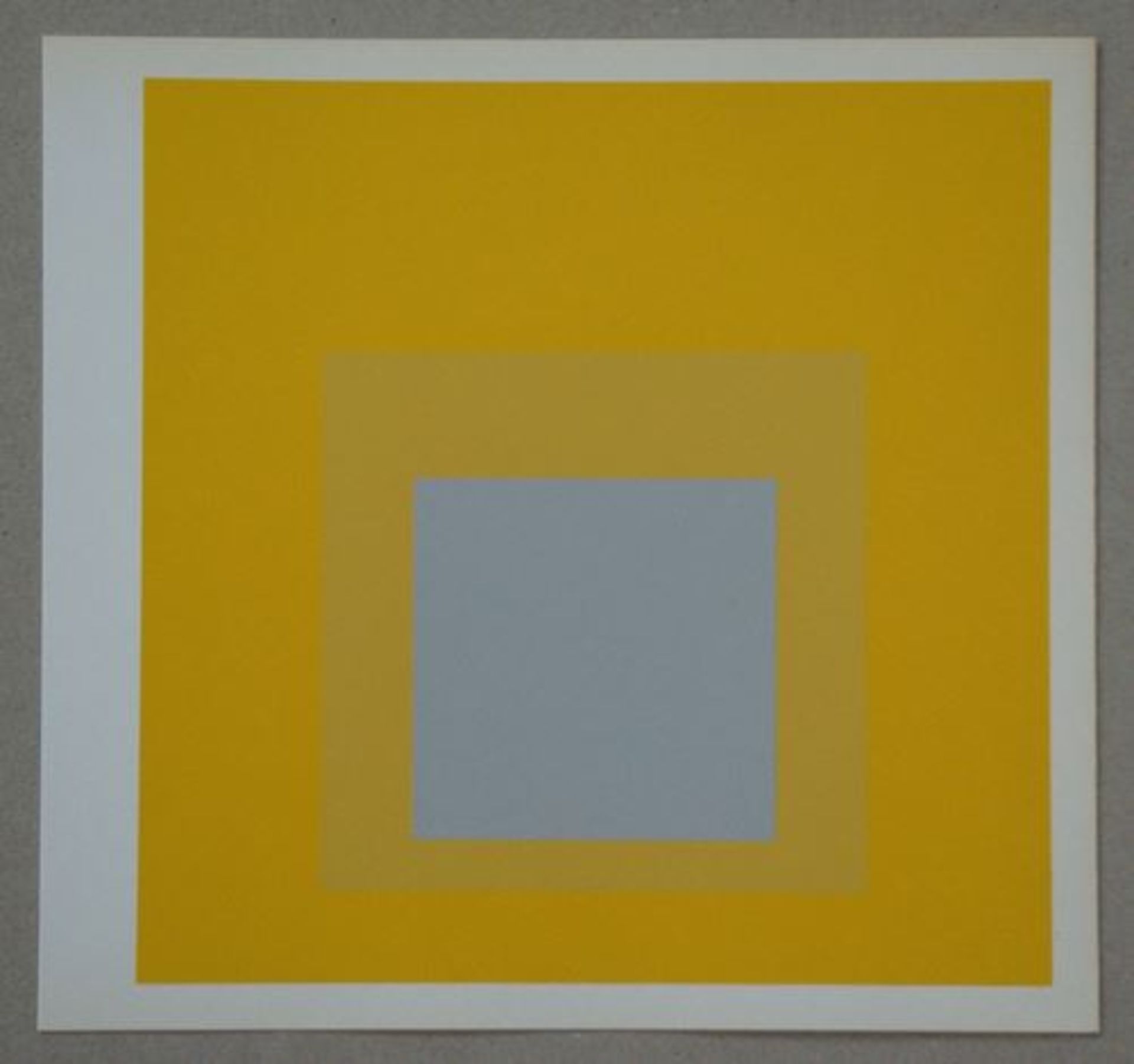 Silkscreenprint in 3 colours on strong wove paper. Title: Homage to the Square - [...] - Bild 2 aus 9