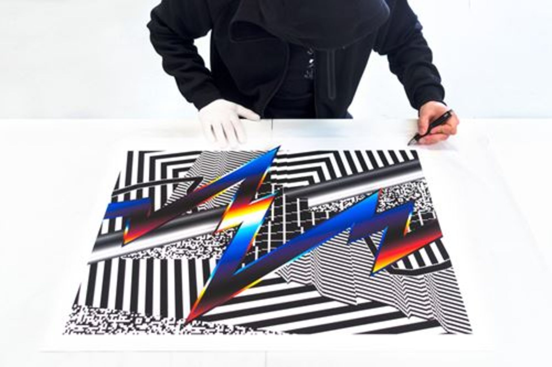 Felipe Pantone 'Ultra Chrome', 2019 50 x 70 cm / 19,69 x 27,56 in 310 gr Archival [...] - Bild 3 aus 5