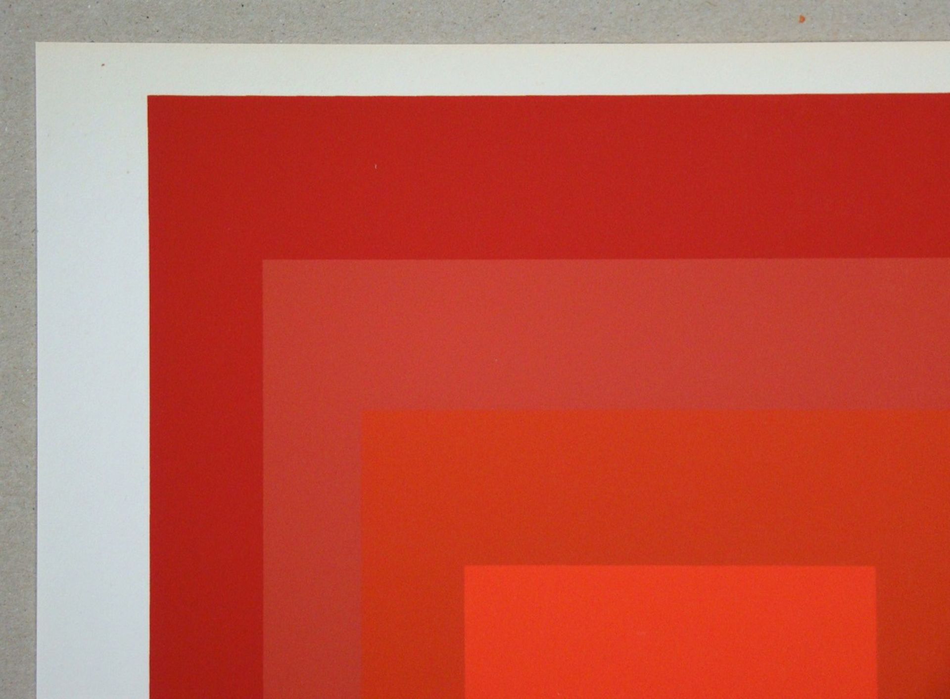 Silkscreenprint in 4 colours on strong wove paper. Title: Homage to the Square - [...] - Bild 7 aus 9