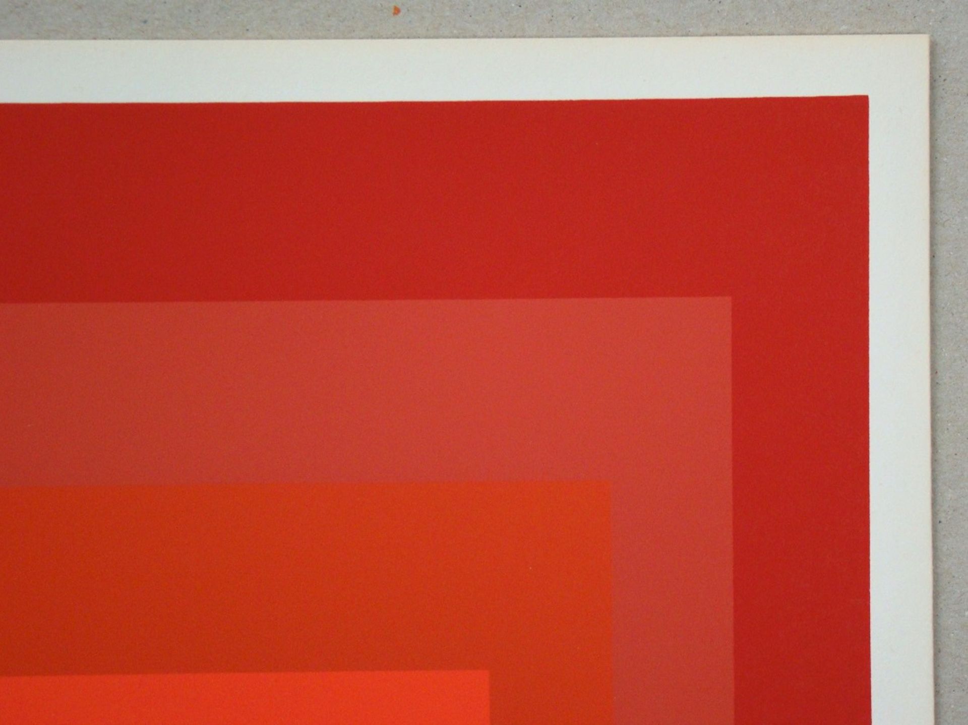 Silkscreenprint in 4 colours on strong wove paper. Title: Homage to the Square - [...] - Bild 9 aus 9