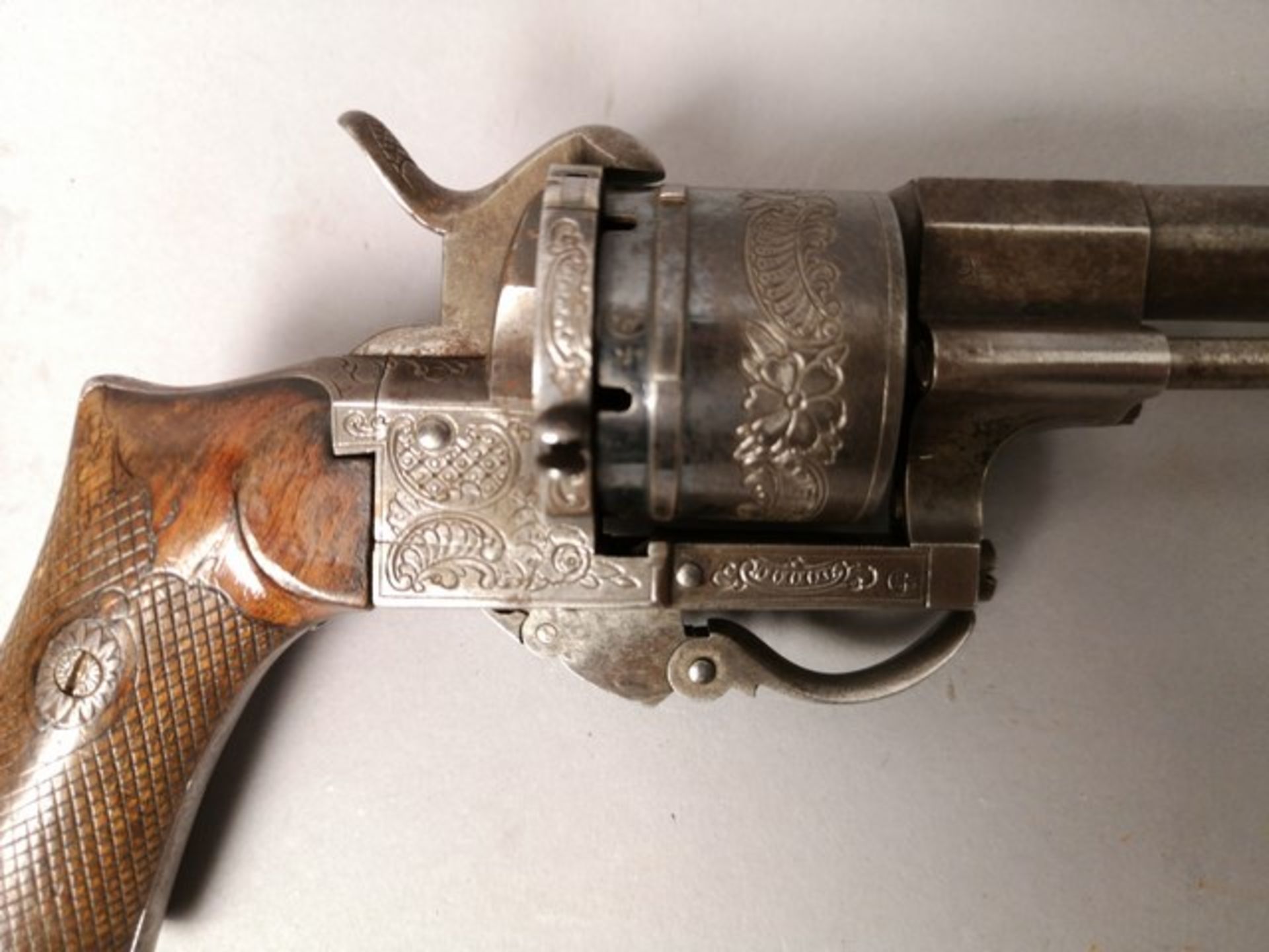 Beau revolver à broche Lefaucheux, marqué au tonnerre " E.EFAUCHEUX Invt BREVETE [...] - Bild 2 aus 3