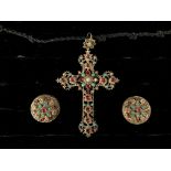 Parure lithurgique en argent massif à décor de cabochons de turquoise et grenat sur [...]