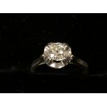 Bague solitaire en or blanc. Diamant environ 1,10 carats (à vérifier). Poids brut : [...]