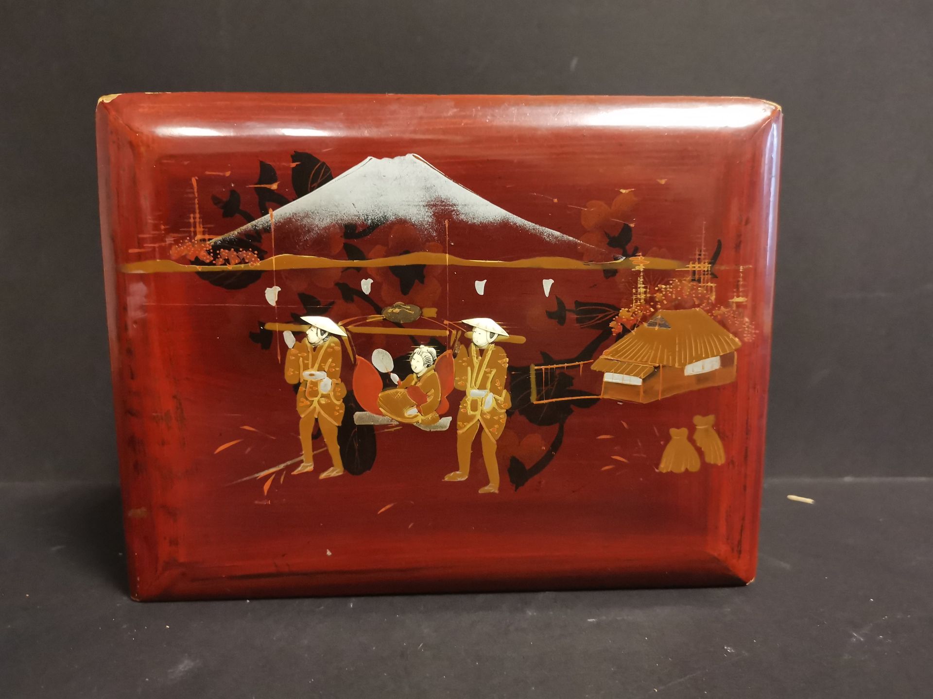 JAPON. Album accordéon comprenant 38 photographies dont scène de marché, homme [...] - Bild 8 aus 8