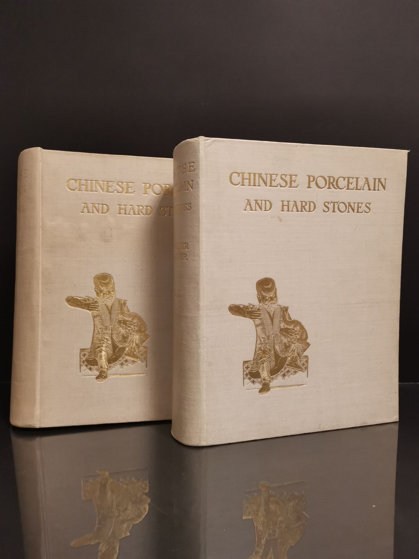 CHINESE PORCELAIN AND HARD STONES, DEUX VOLUMES, 1911 Par Edgar Gorer et J.F. Blacker [...] - Bild 3 aus 8