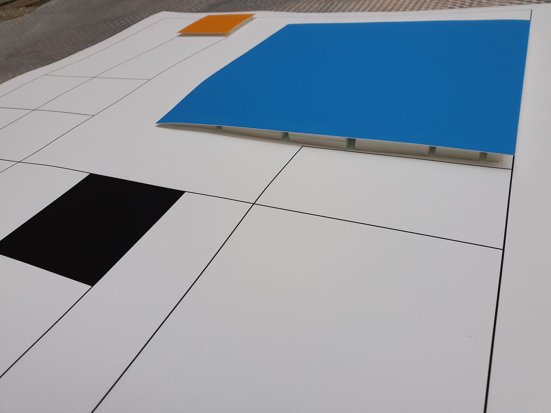 Gottfried Honegger Composition 3 squares 3D ( Blue, orange, black ) 2015 Silkscreen [...] - Bild 3 aus 5