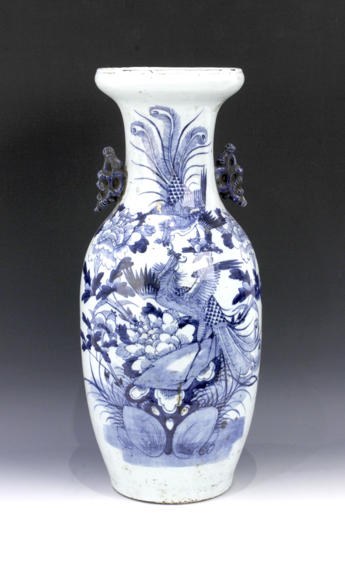 A 20th century Chinese porcelain vase from the Republic period