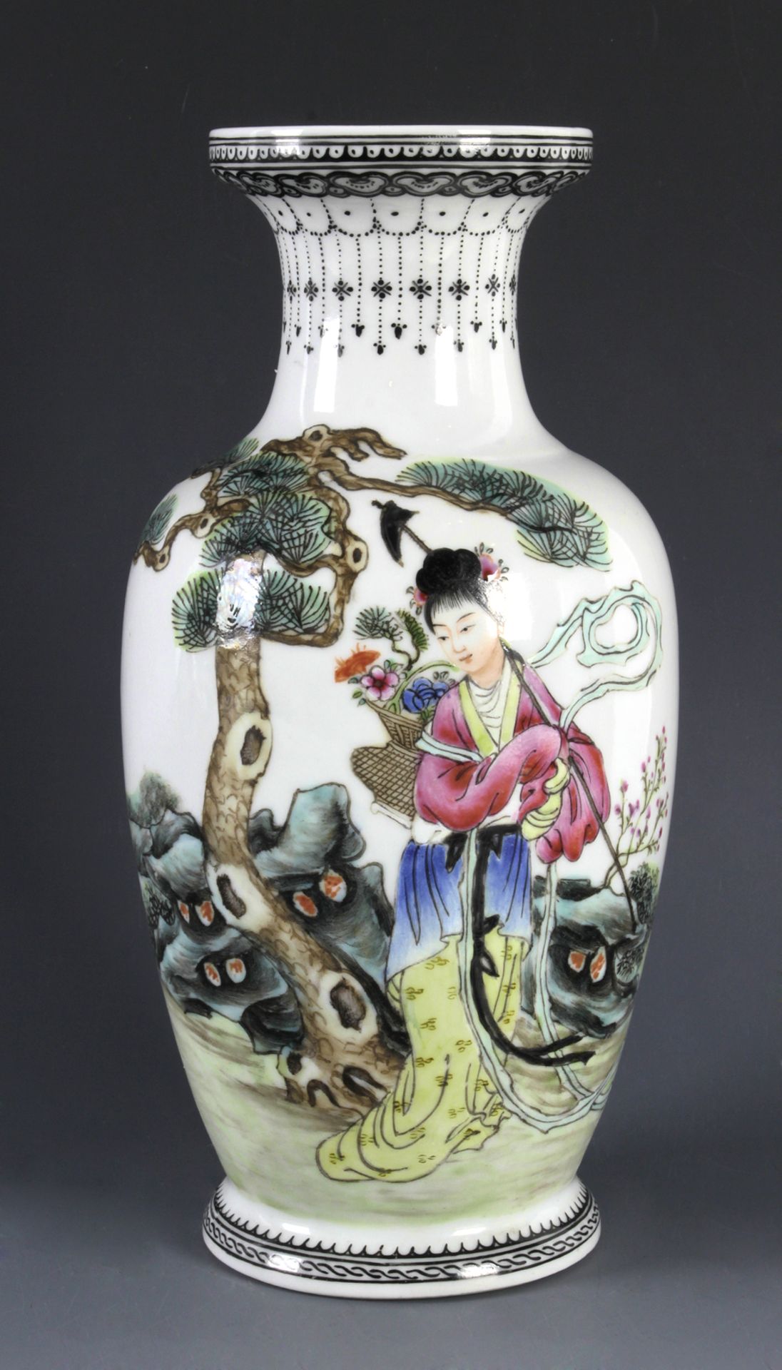 A 20th century Chinese porcelain vase from the Republic period